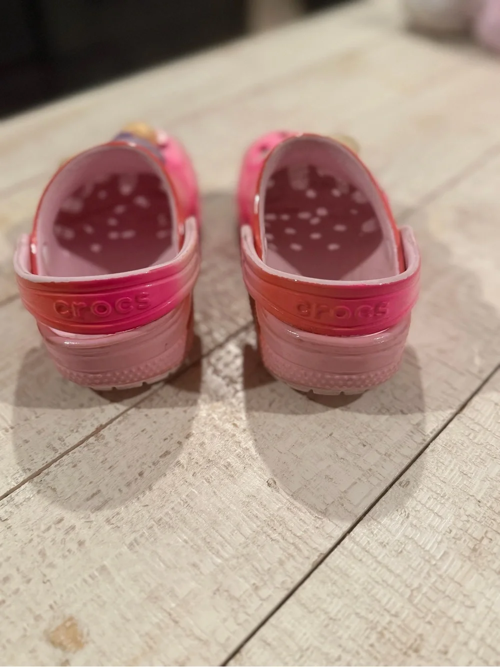 Toddler Crocs – Size C9 🌸⭐